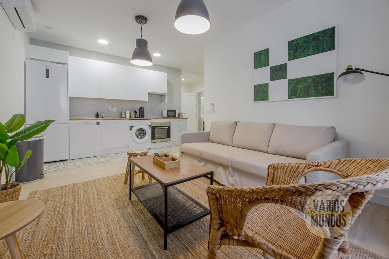 Spacious New Apartment Para 7 En La Plaza De Tirso De Molina Madrid Bagian luar foto