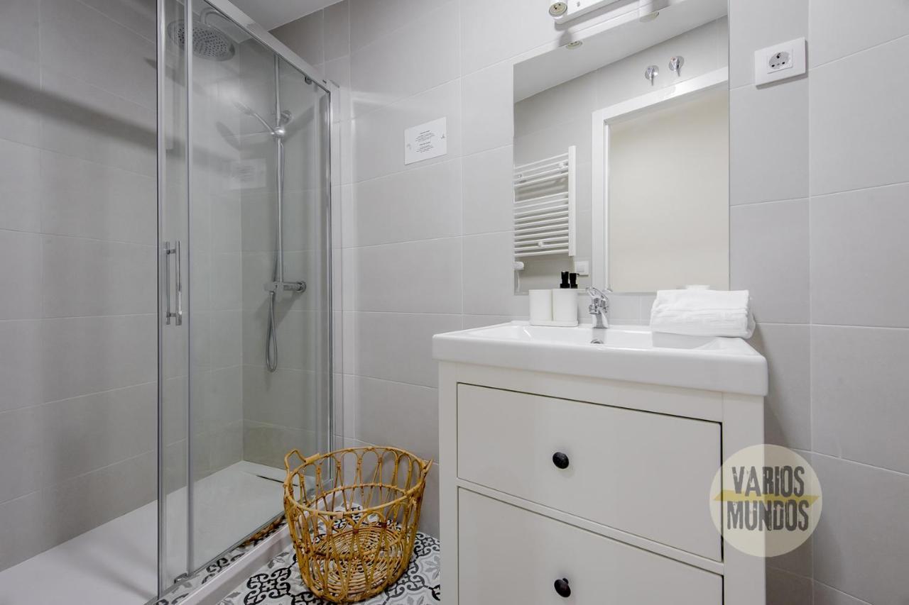 Spacious New Apartment Para 7 En La Plaza De Tirso De Molina Madrid Bagian luar foto